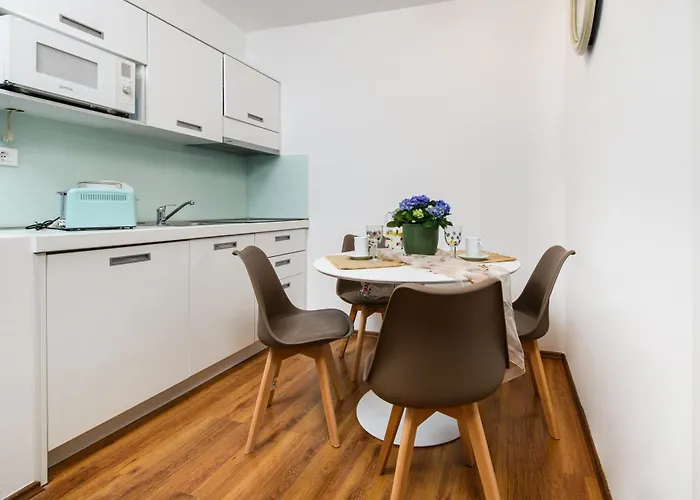 Apartamento Lavica Bellevue &