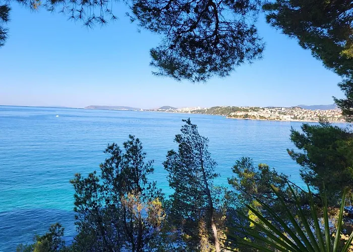 Apartamento Lavica Bellevue & *